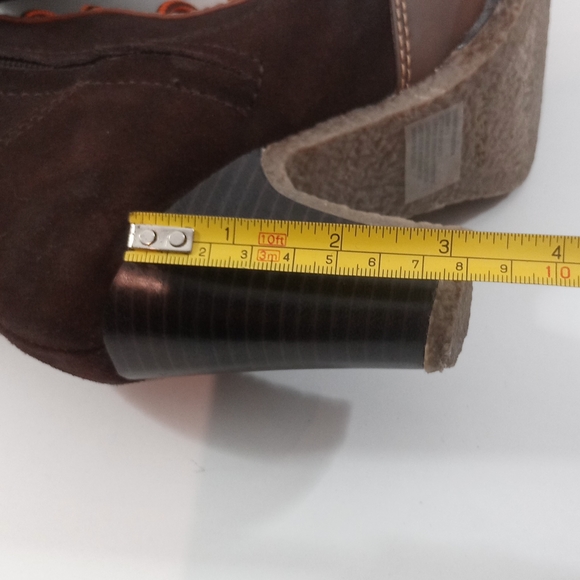 Tommy Hilfiger boots - Picture 10 of 11